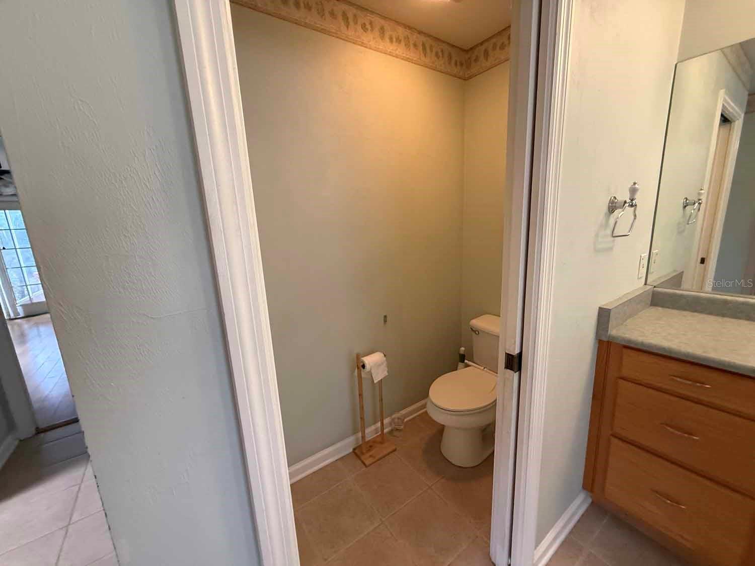 Image 19 of 35 For 13106 112th Avenue