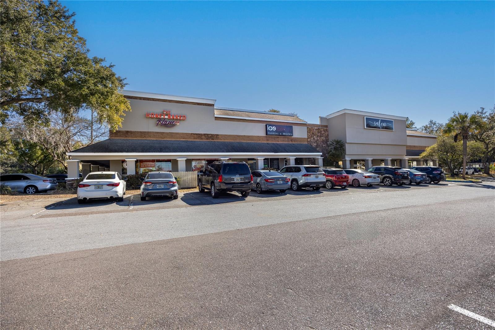 Listing photo id 19 for 618 60th Street