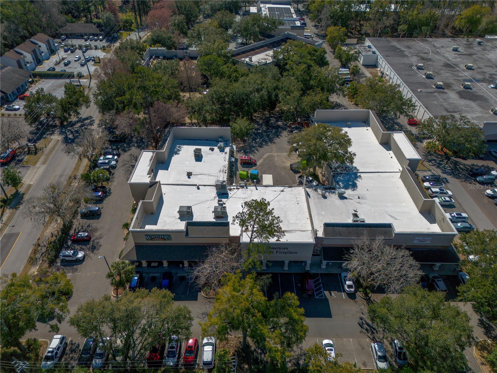 Listing photo id 29 for 618 60th Street