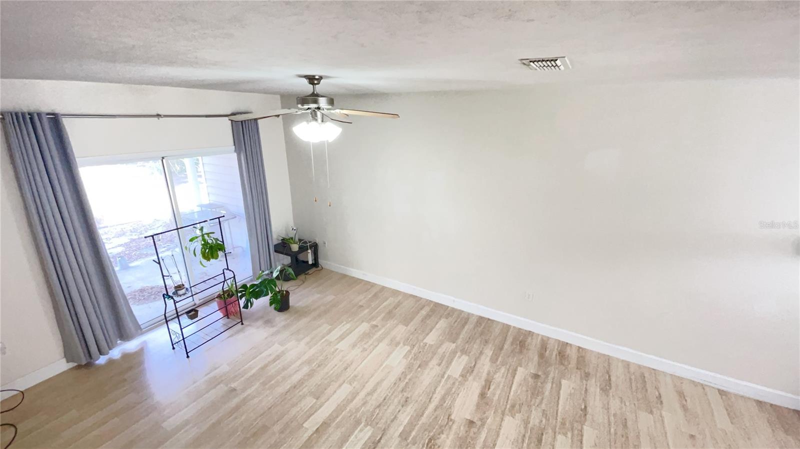 Image 13 of 22 For 859 Nw 21st Avenue 859