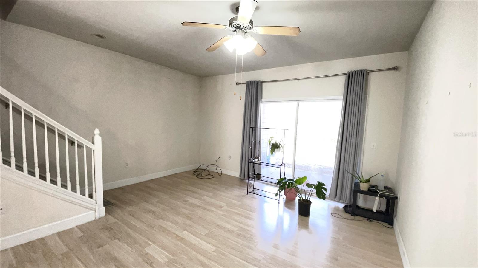 Image 3 of 22 For 859 Nw 21st Avenue 859