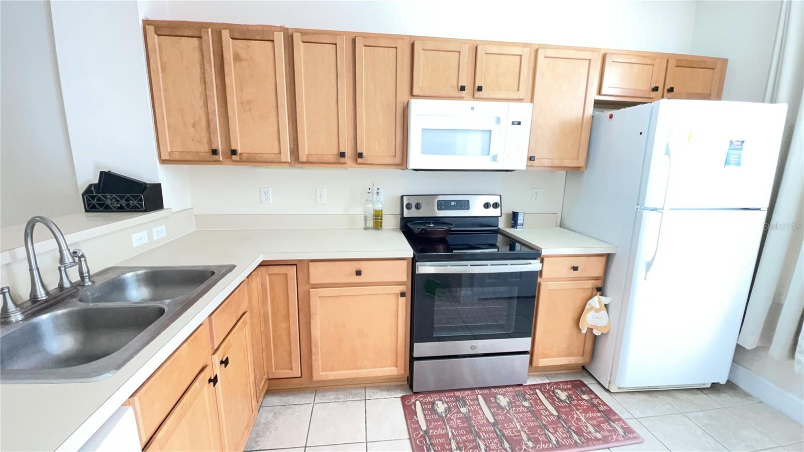 Image 8 of 22 For 859 Nw 21st Avenue 859