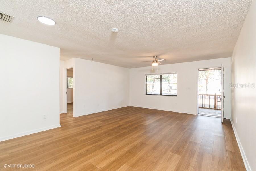 Image 17 of 20 For 2522 4th Terrace 2522