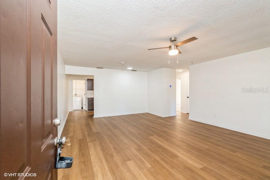 Image 3 of 20 For 2522 4th Terrace 2522