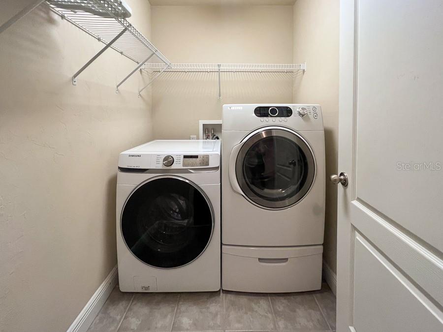 Image 18 of 29 For 2972 35th Place 84