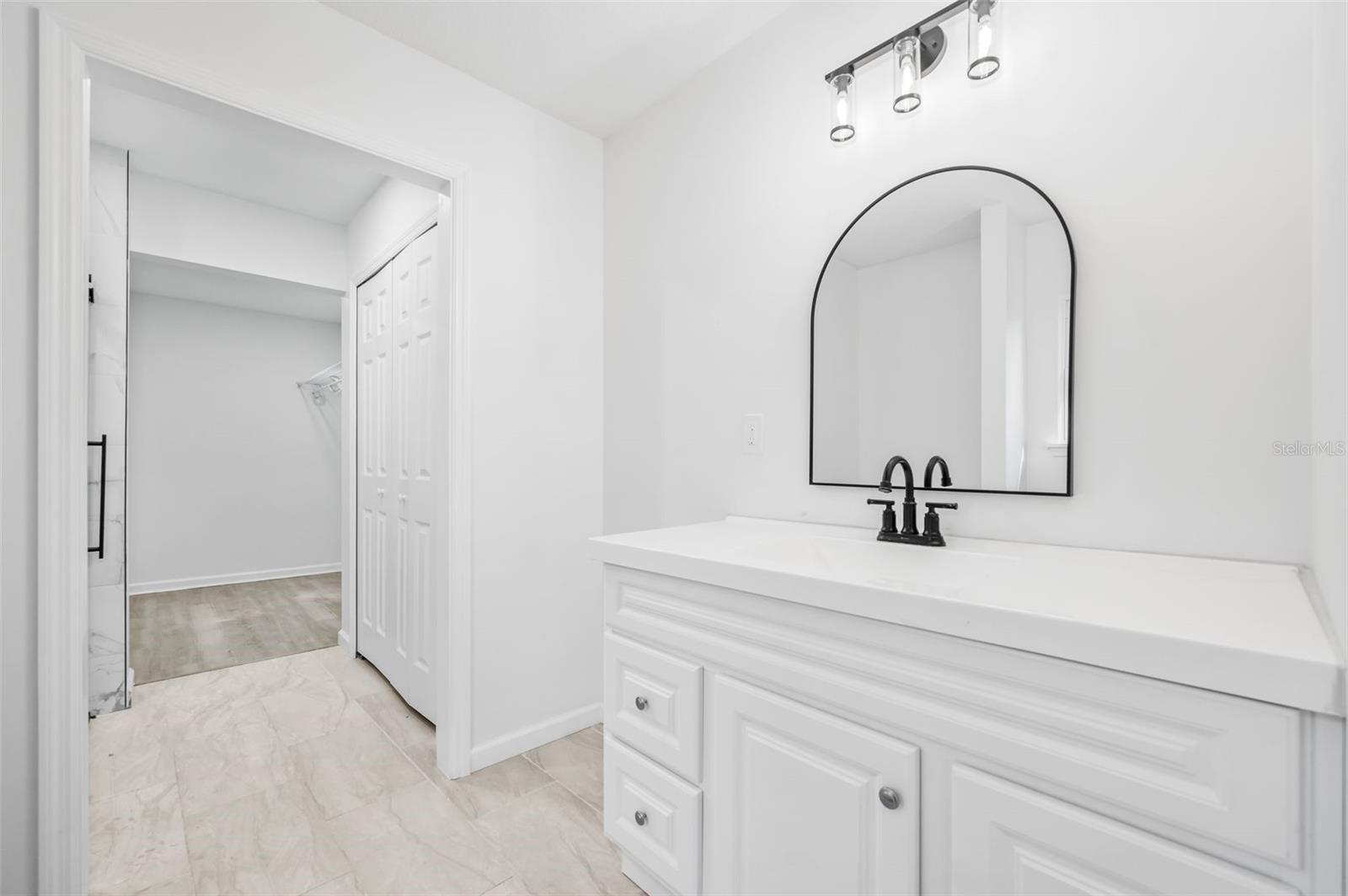 Image 17 of 35 For 1523 1st Avenue