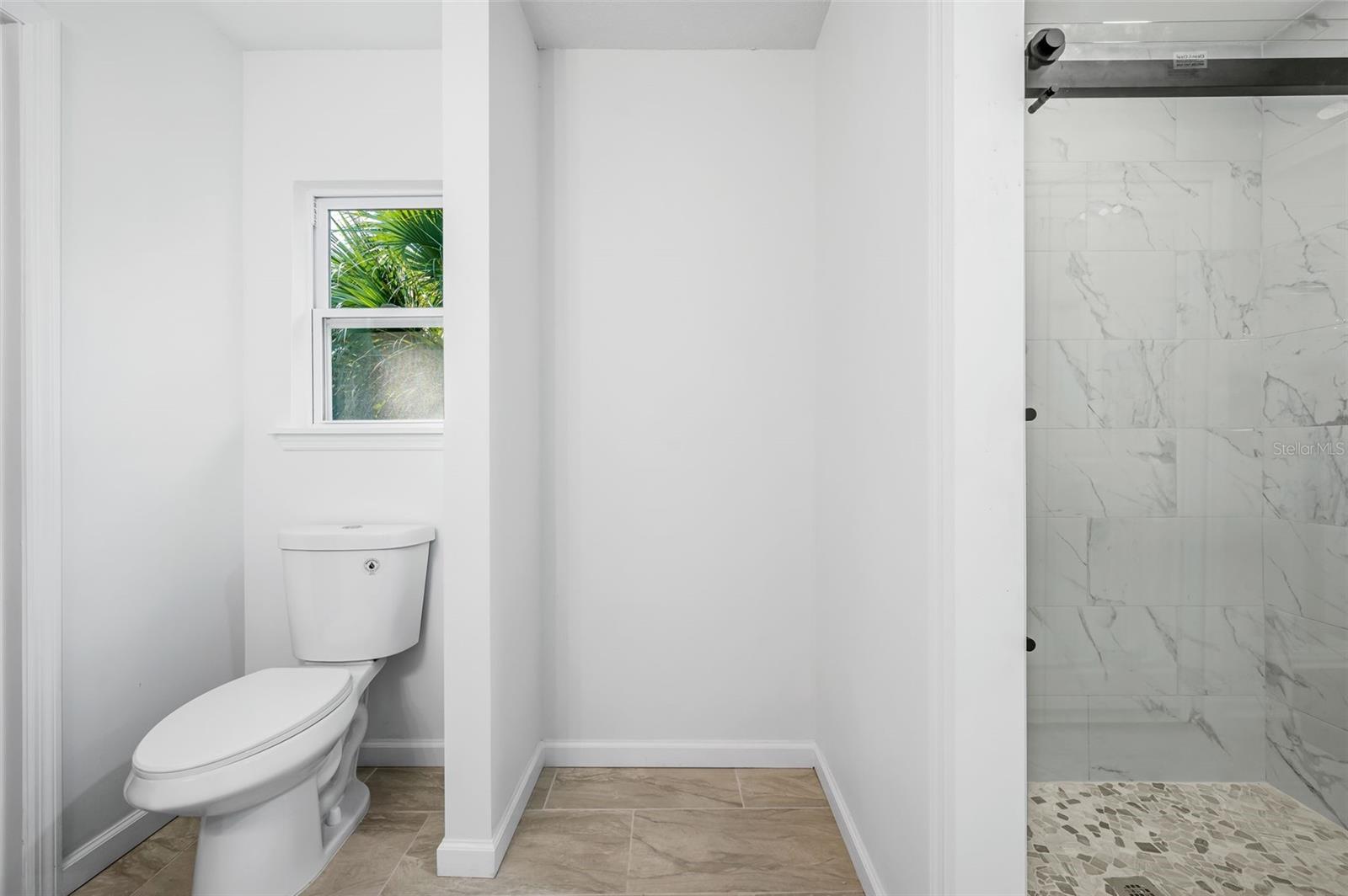 Image 18 of 35 For 1523 1st Avenue