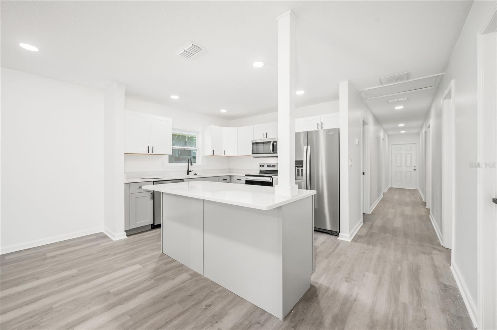 Image 4 of 35 For 1523 1st Avenue