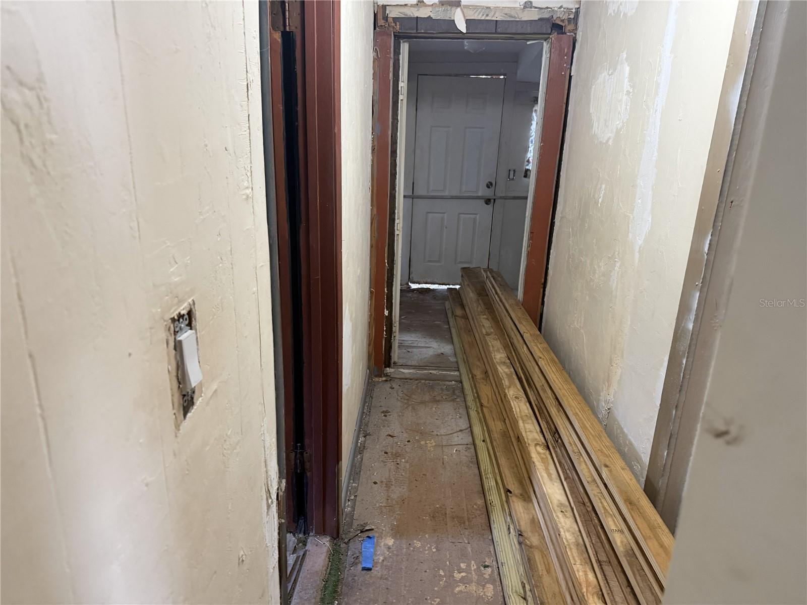 Image 6 of 14 For 708 6th Avenue