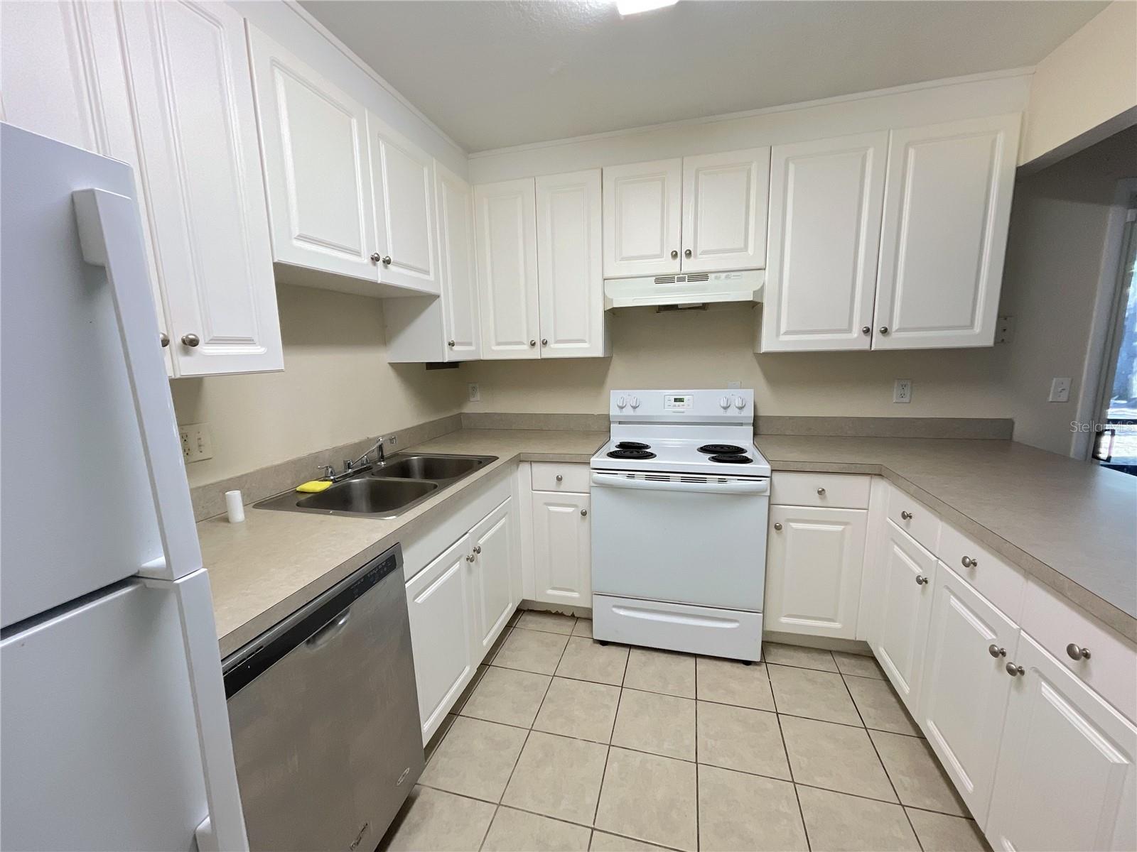 Image 9 of 24 For 501 Sw 75 Street G3