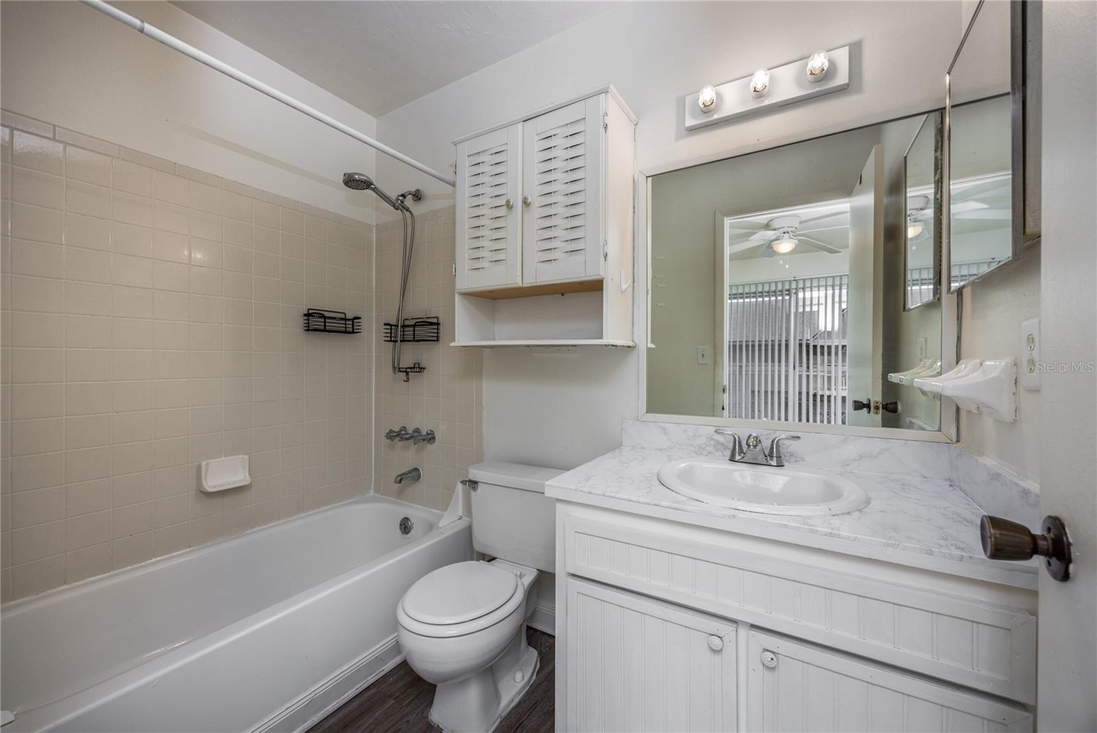 Image 16 of 23 For 4411 34th Street 908