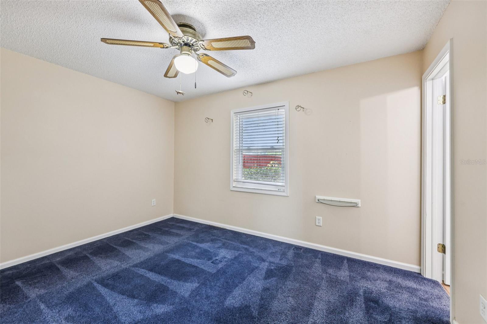 Image 17 of 50 For 5306 Camrose Court