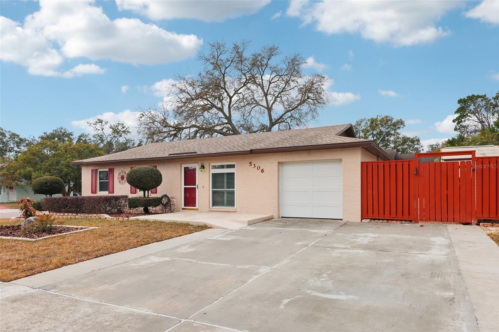 Image 26 of 50 For 5306 Camrose Court