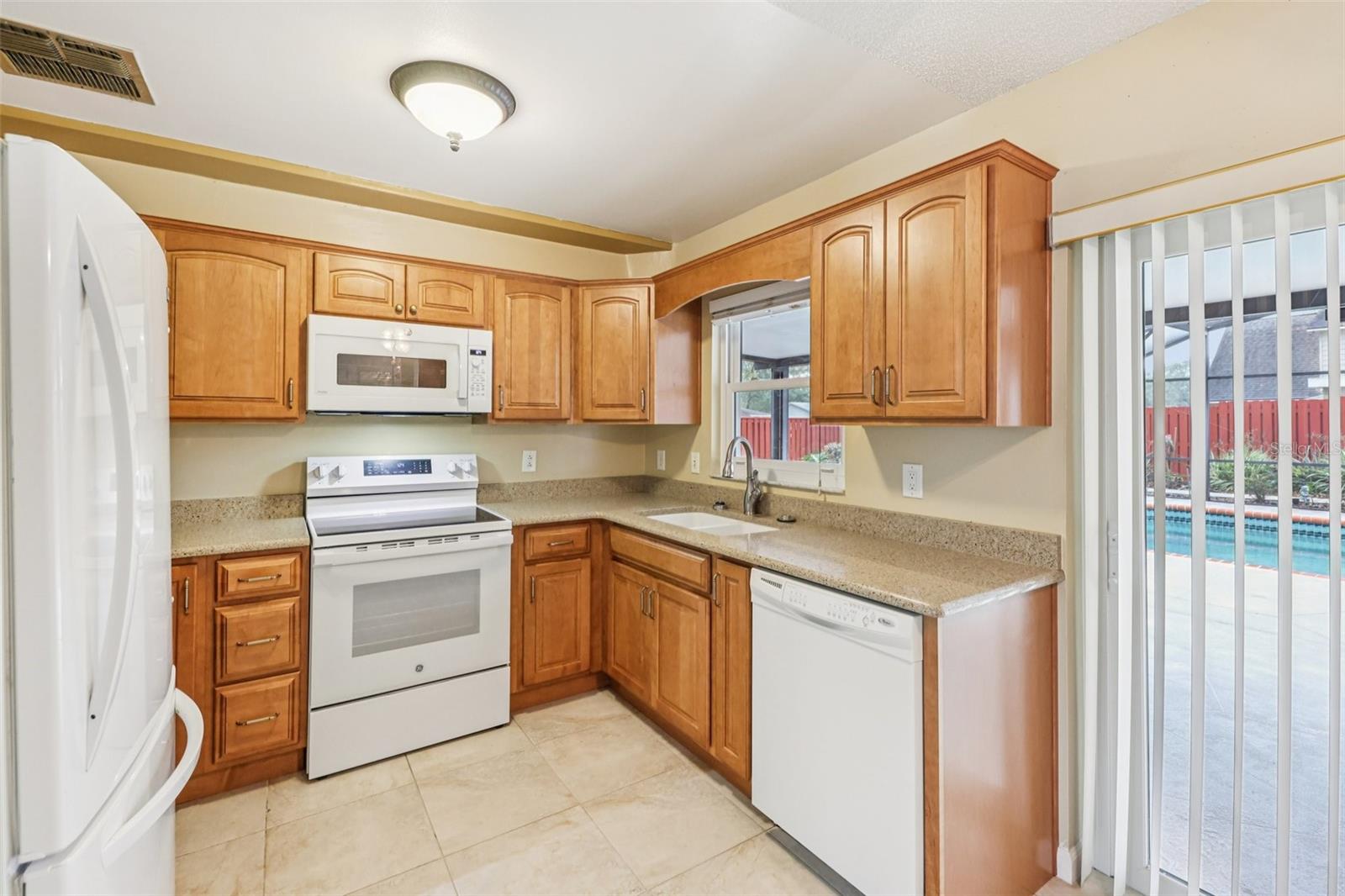 Image 9 of 50 For 5306 Camrose Court