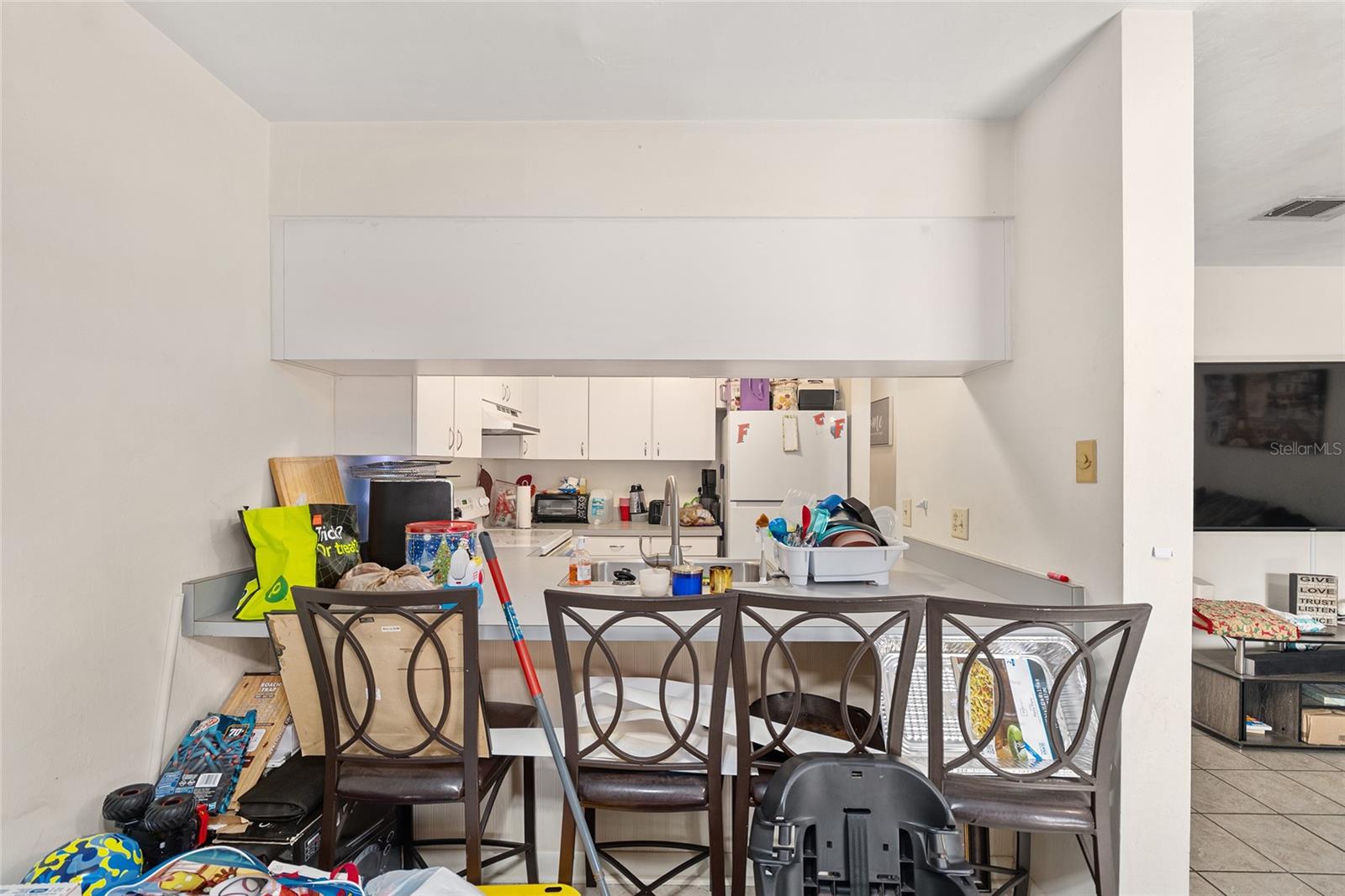 Image 17 of 42 For 2735 35th Place 801