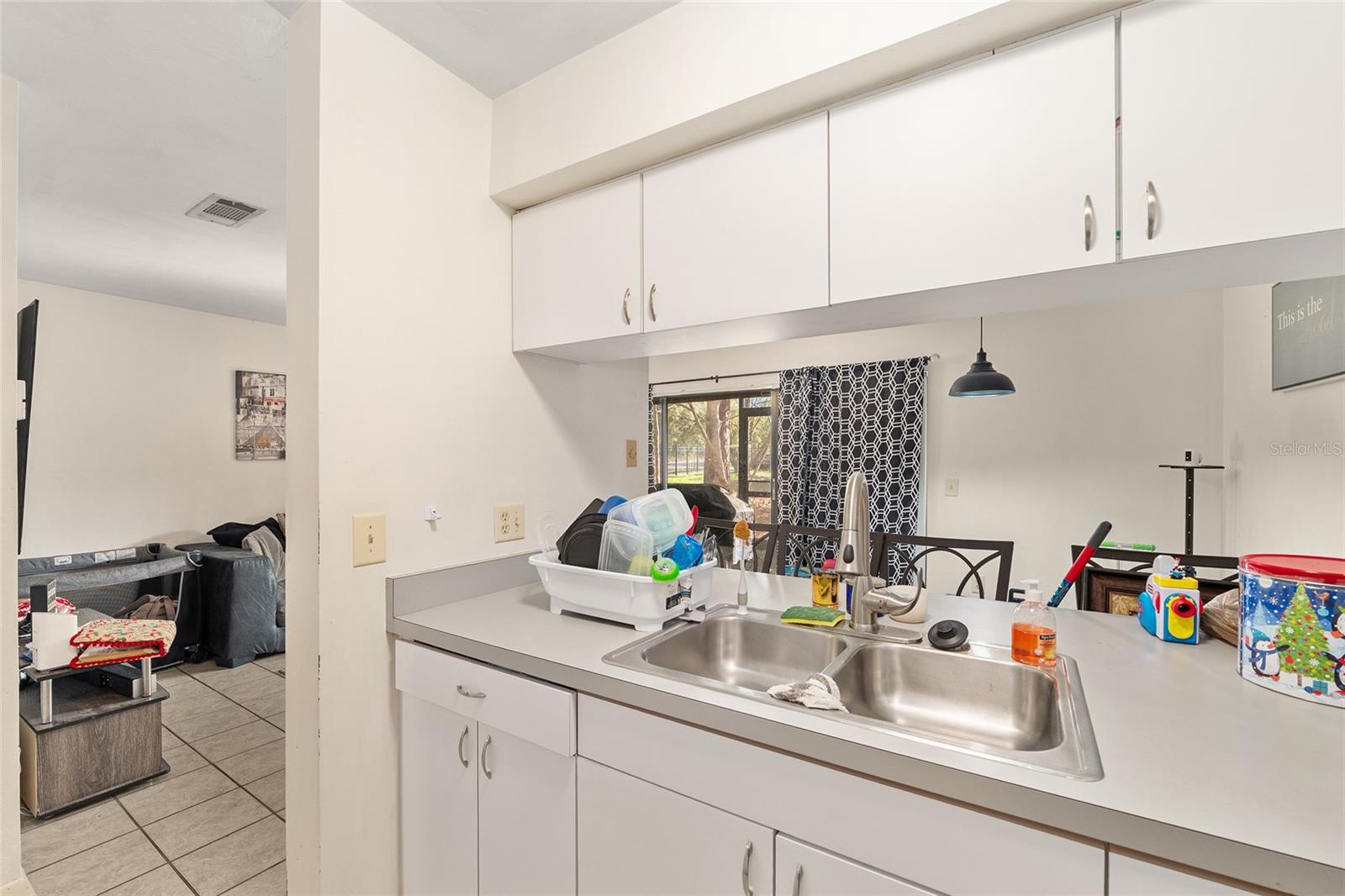 Image 21 of 42 For 2735 35th Place 801