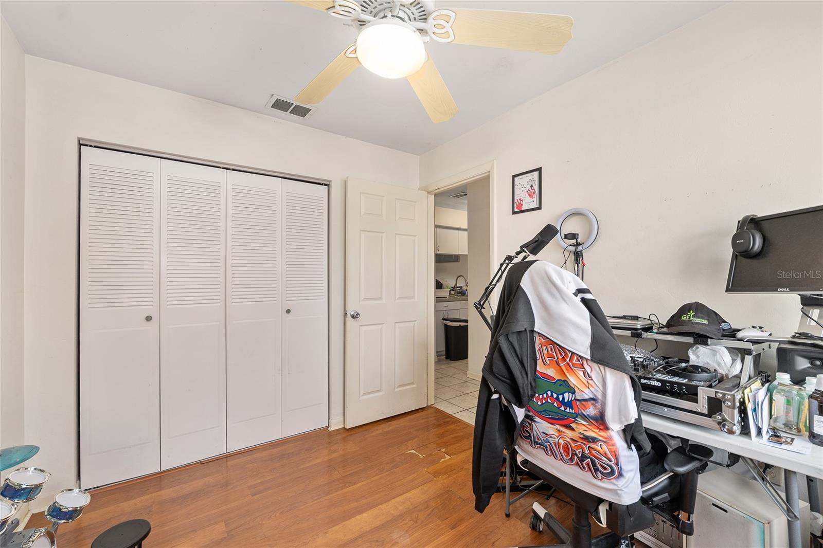 Image 25 of 42 For 2735 35th Place 801