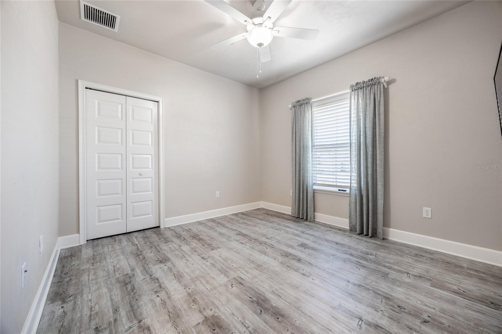 Image 16 of 49 For 12945 12 Road