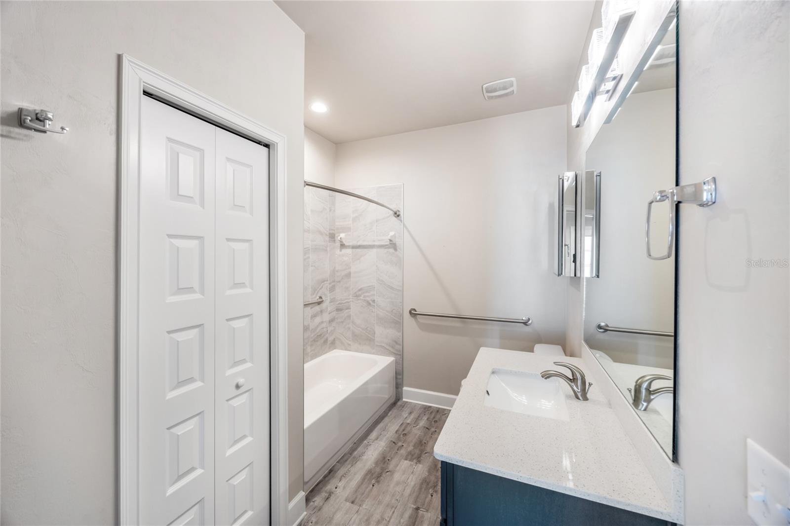 Image 26 of 49 For 12945 12 Road