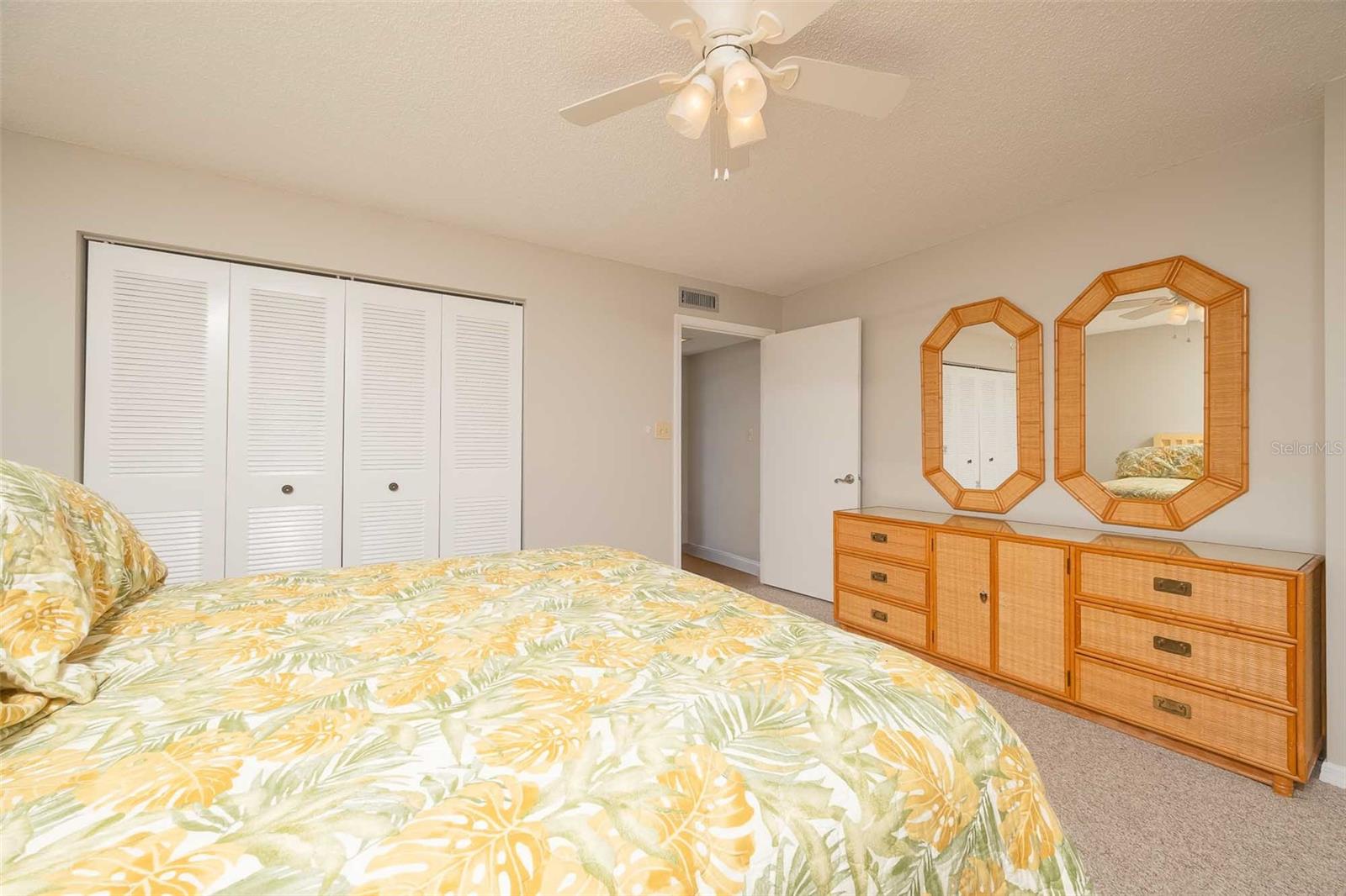 Image 22 of 29 For 8000 A1a  505