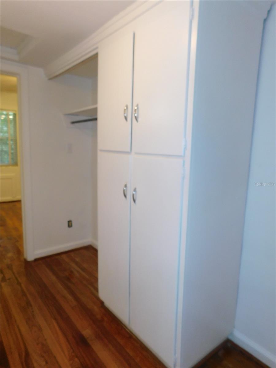 Image 14 of 24 For 118 35th Terrace