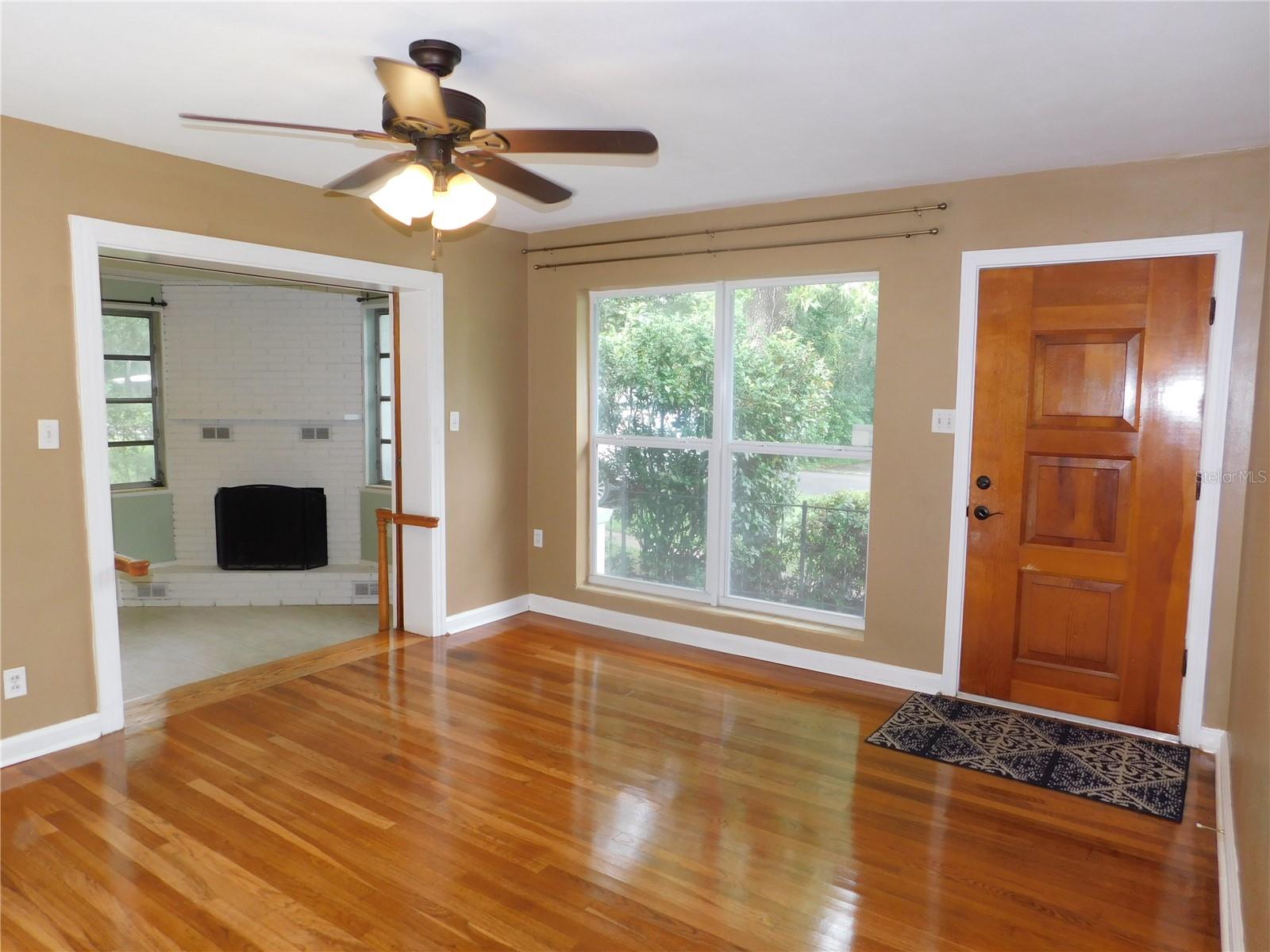 Image 7 of 24 For 118 35th Terrace