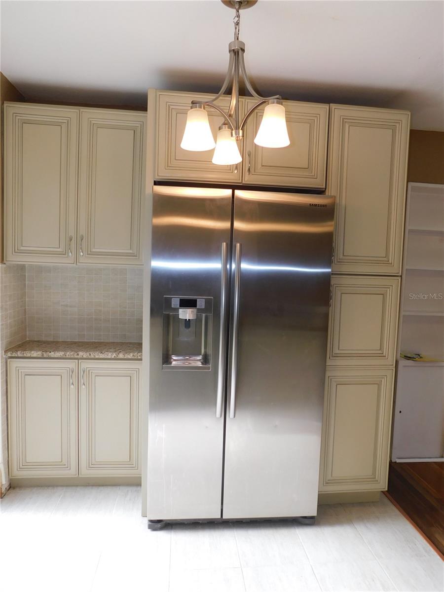 Image 9 of 24 For 118 35th Terrace