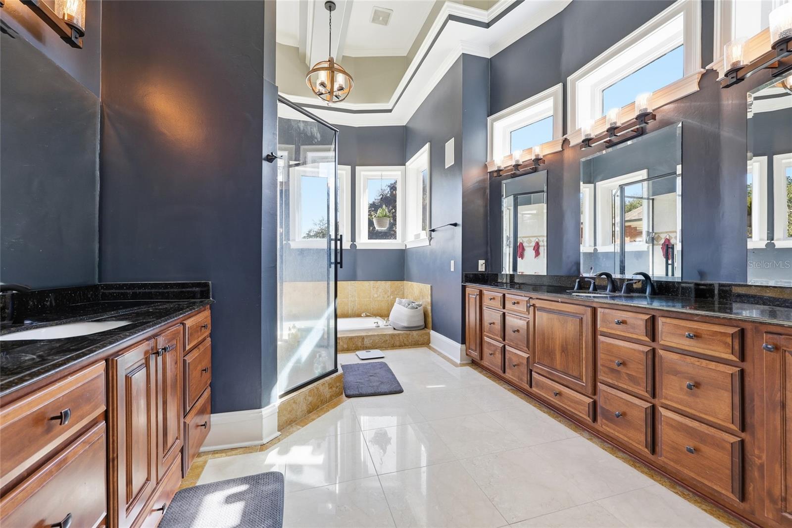 Image 10 of 68 For 385 Nature Drive