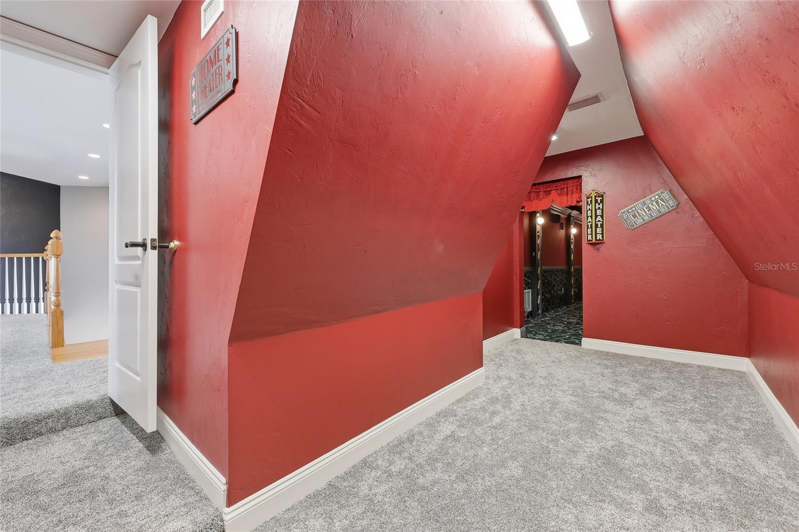 Image 27 of 68 For 385 Nature Drive