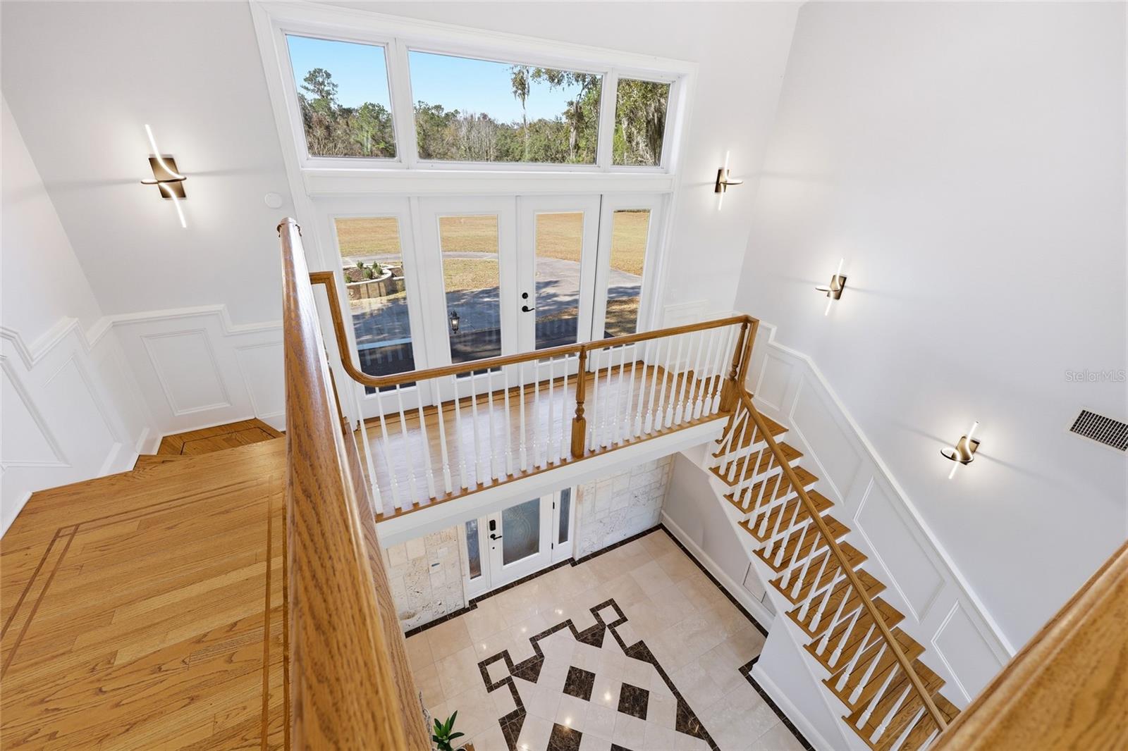 Image 38 of 68 For 385 Nature Drive