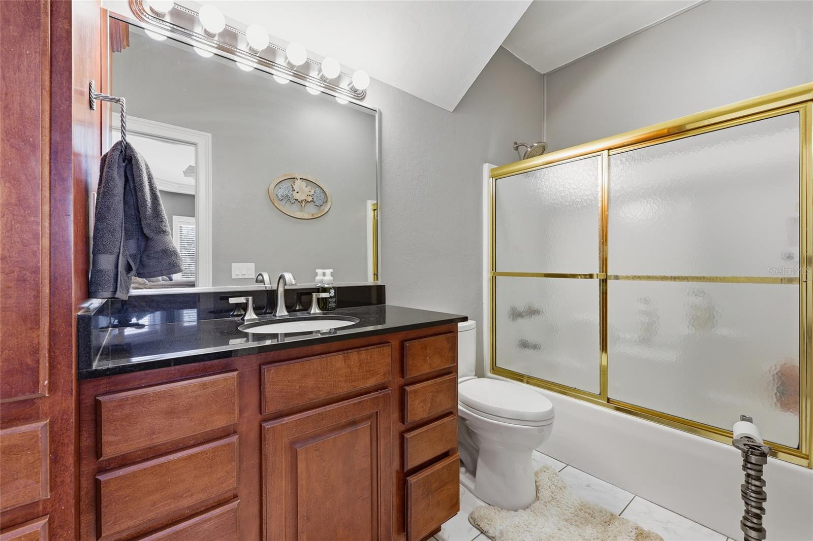 Image 42 of 68 For 385 Nature Drive