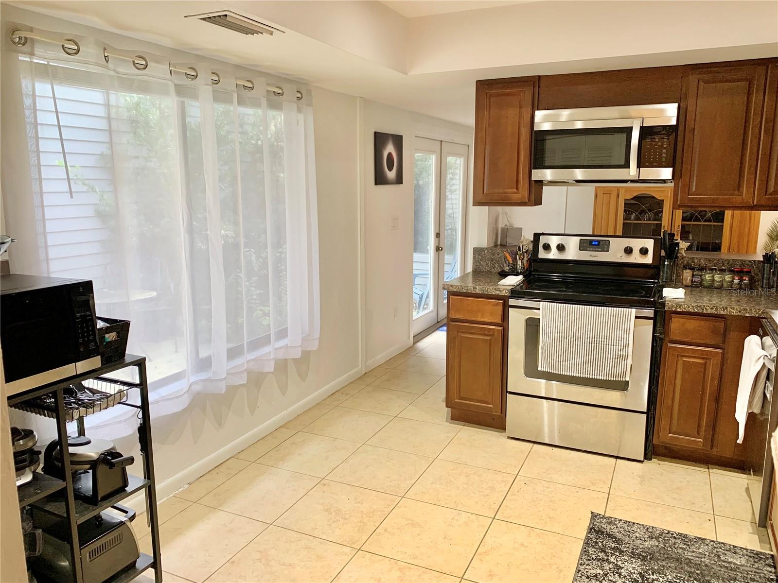 Image 18 of 34 For 1658 22nd Circle