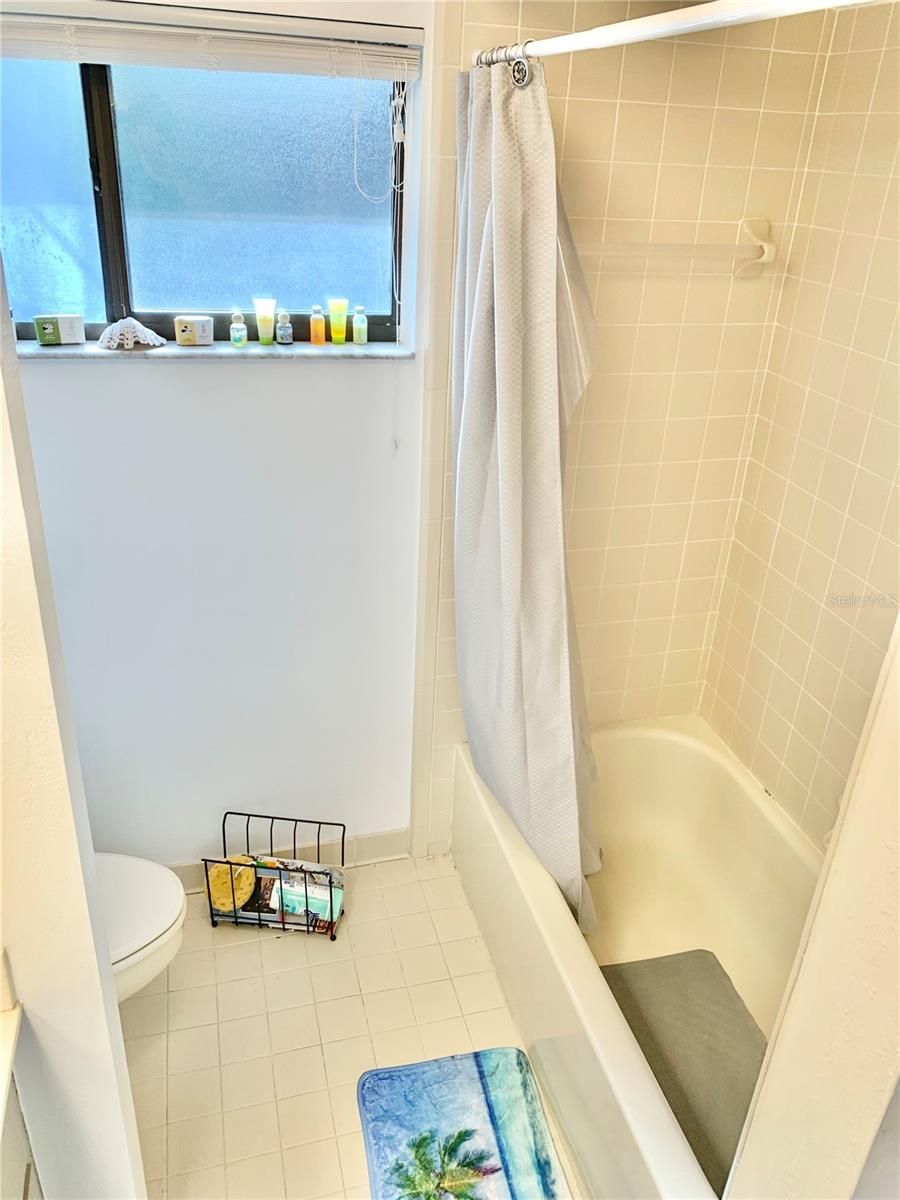 Image 23 of 34 For 1658 22nd Circle