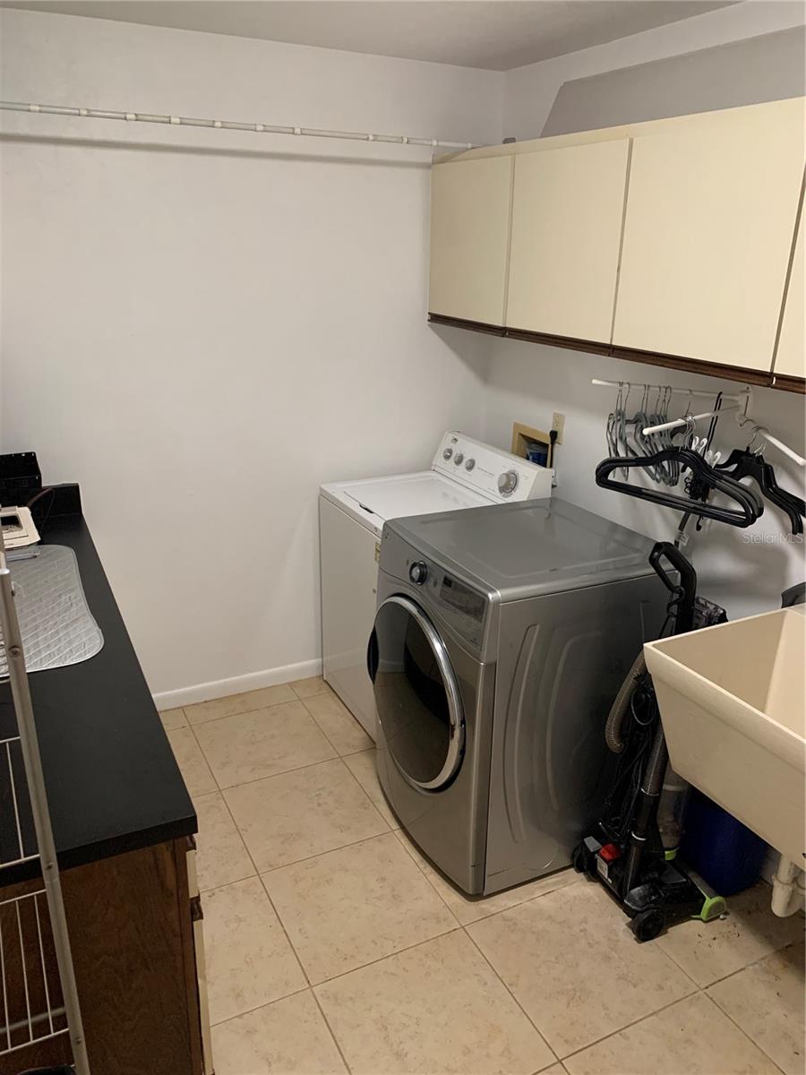 Image 27 of 34 For 1658 22nd Circle