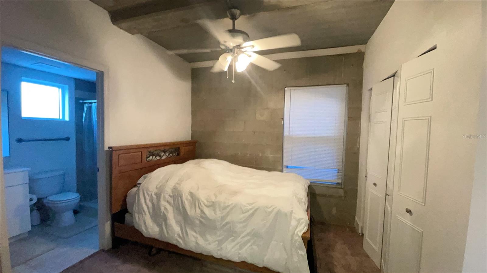 Image 11 of 16 For 2515 Sw 35th Place 120