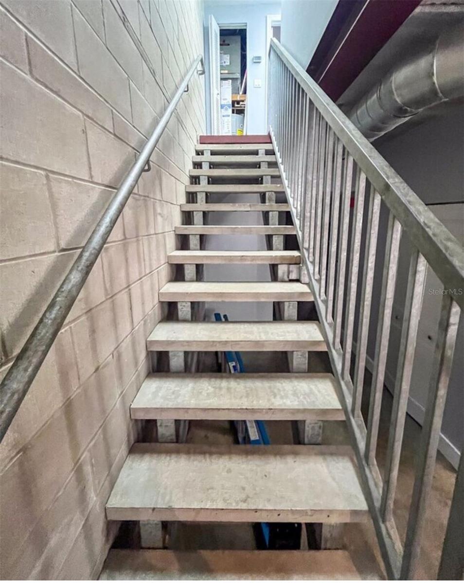 Image 16 of 16 For 2515 Sw 35th Place 120