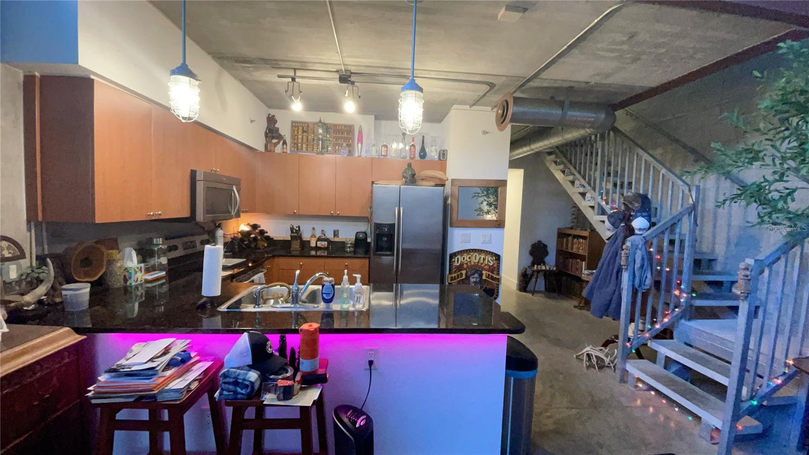 Image 3 of 16 For 2515 Sw 35th Place 120