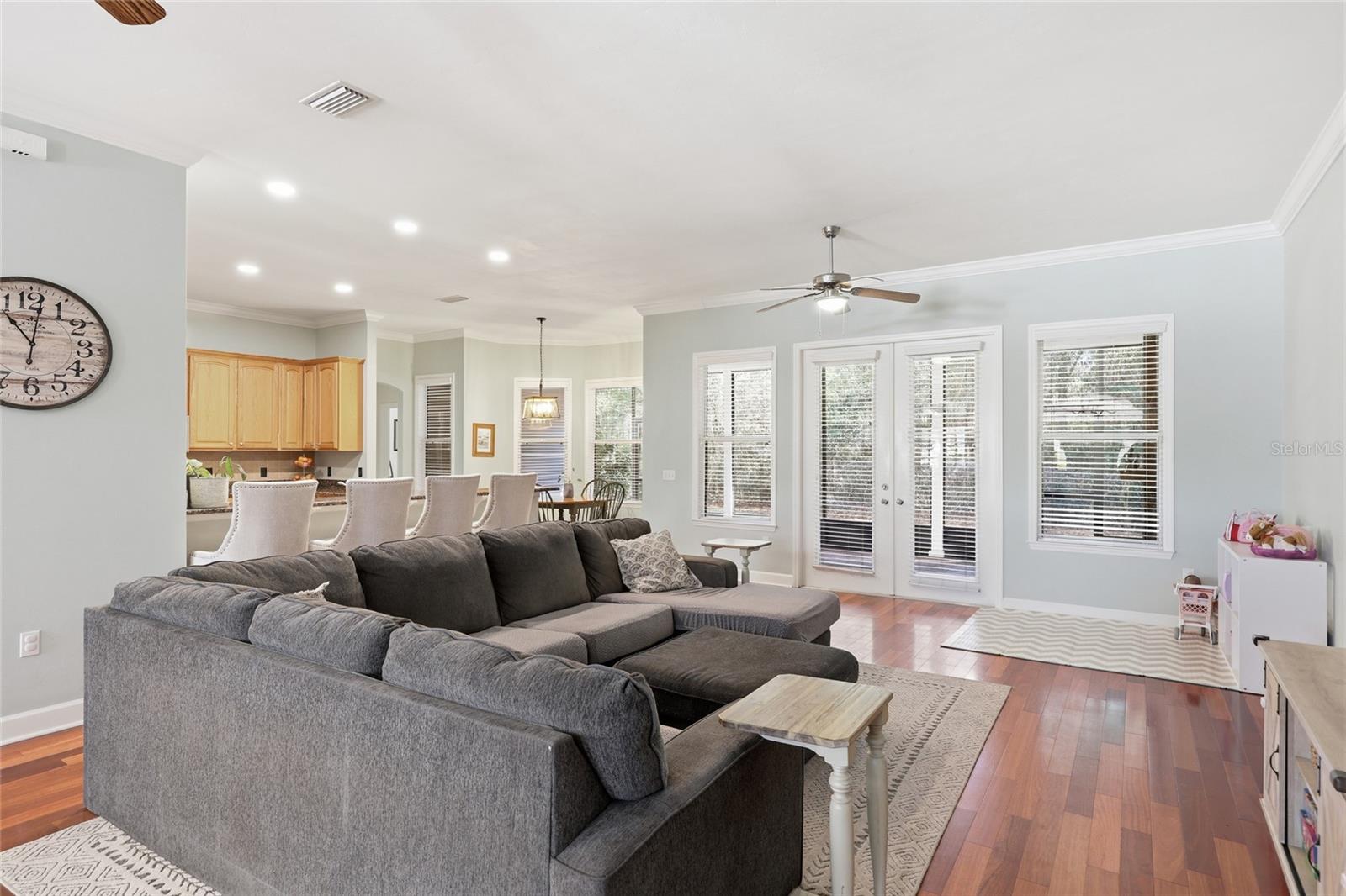 Image 10 of 40 For 6465 88 Terrace