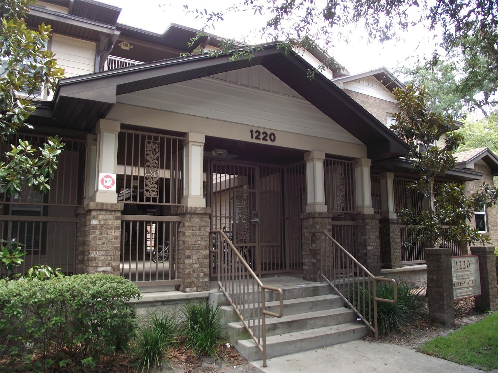 Details for 1220 1st Avenue 211, GAINESVILLE, FL 32601