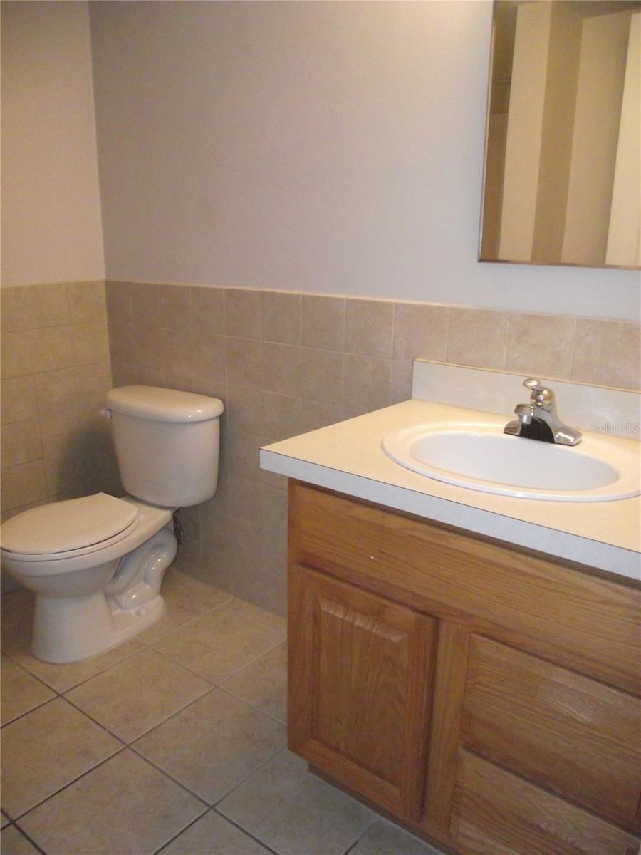 Image 13 of 19 For 1220 1st Avenue 211