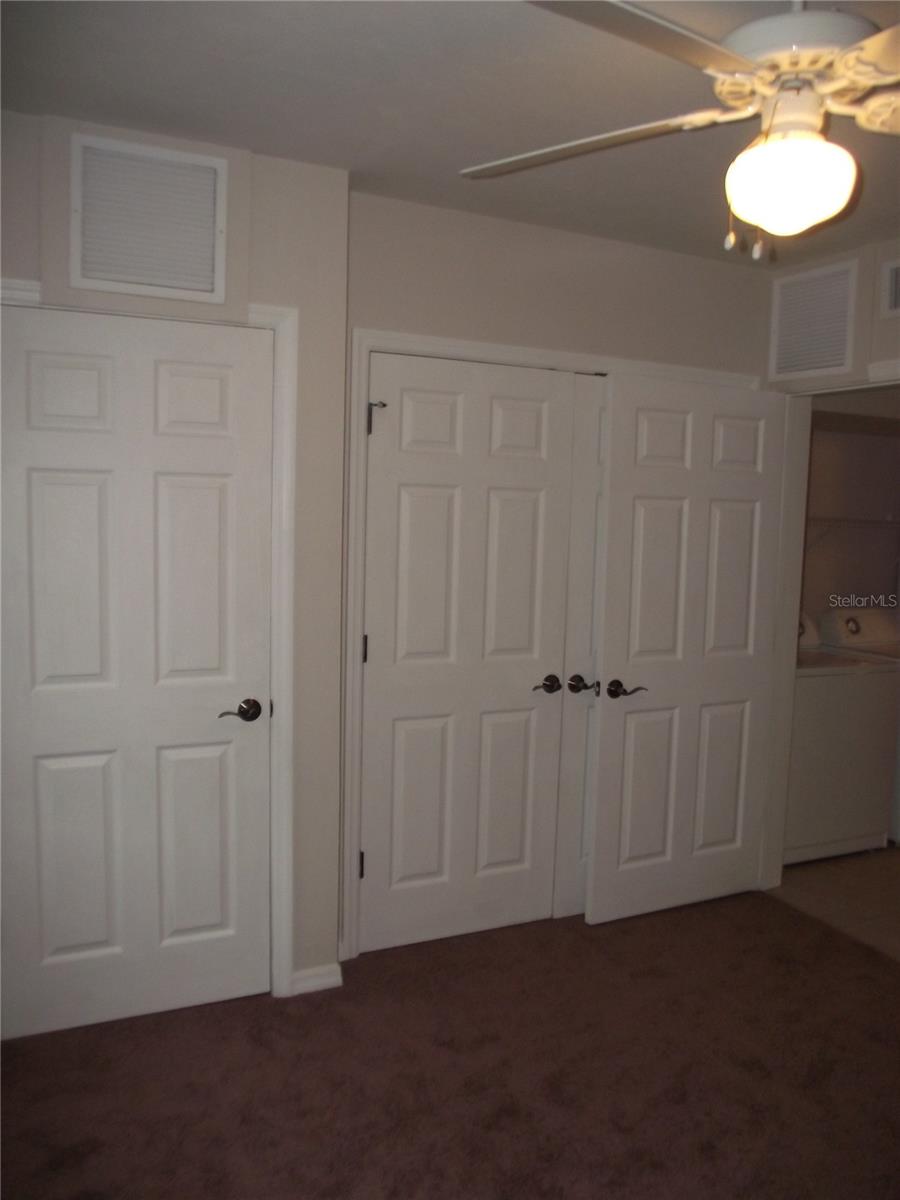 Image 18 of 19 For 1220 1st Avenue 211