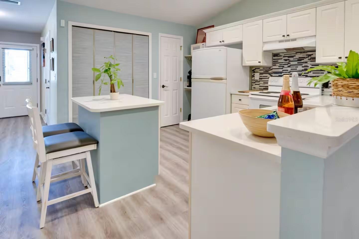 Image 5 of 11 For 6355 106th Place