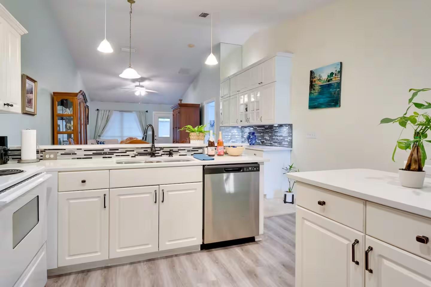 Image 6 of 11 For 6355 106th Place