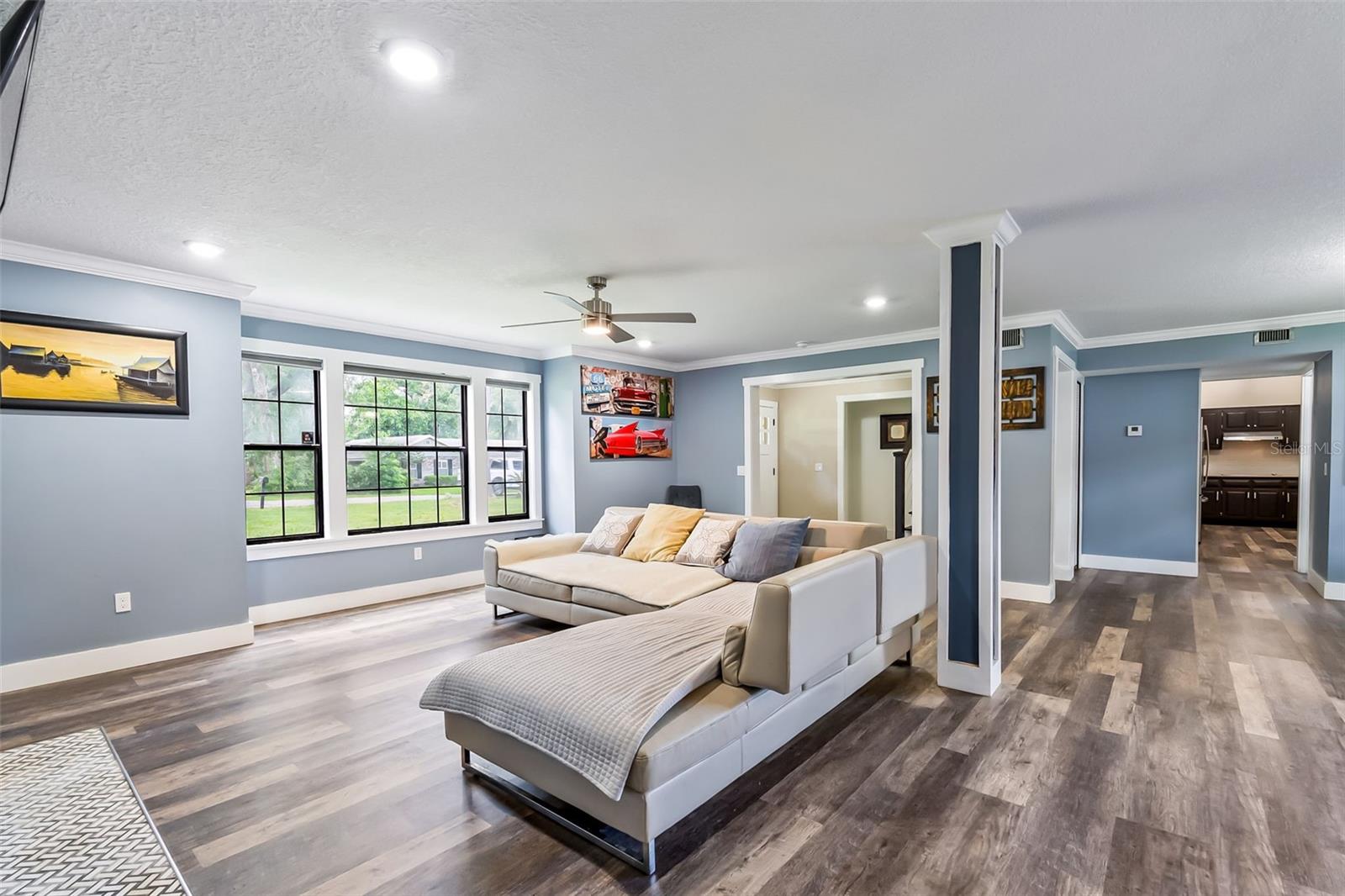 Image 10 of 47 For 102 Thicket Lane