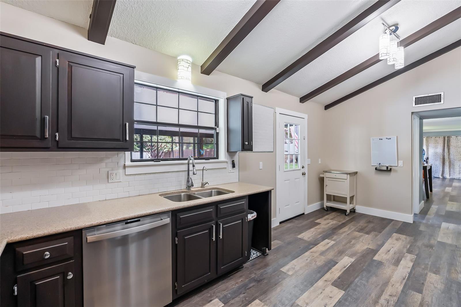 Image 16 of 47 For 102 Thicket Lane