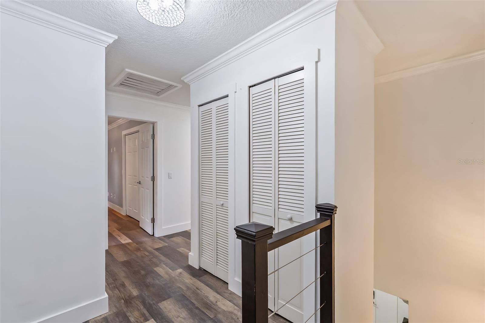 Image 19 of 47 For 102 Thicket Lane