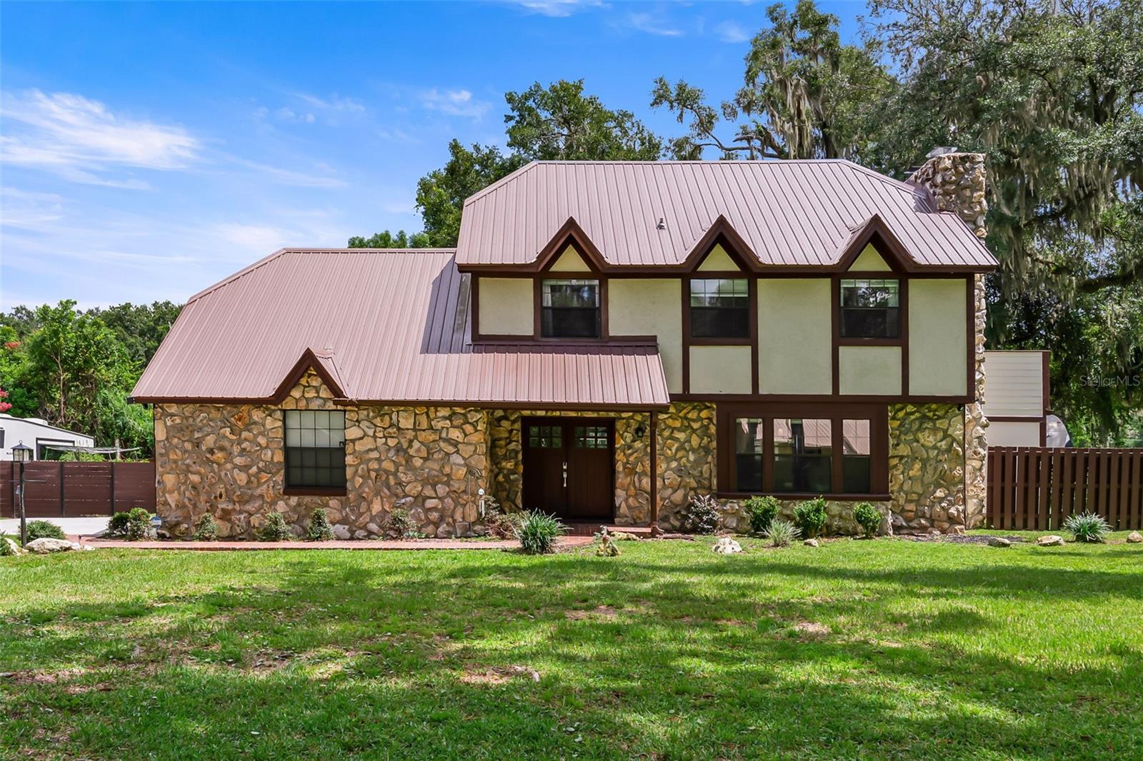 Image 2 of 47 For 102 Thicket Lane