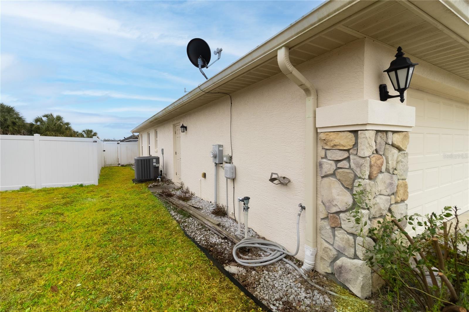 Image 19 of 24 For 9977 51st Court