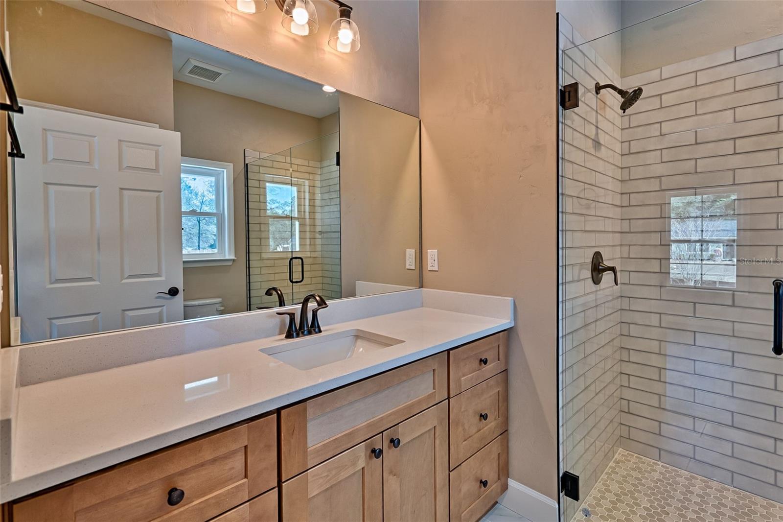 Image 15 of 24 For 484 44th Street