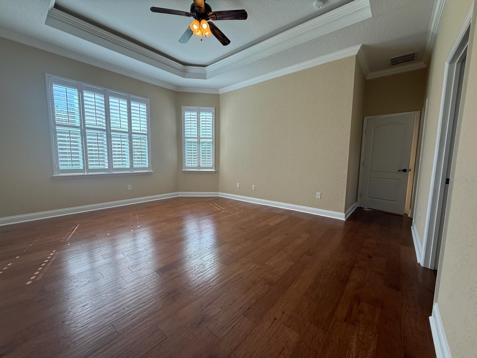 Image 12 of 41 For 14637 27th Place